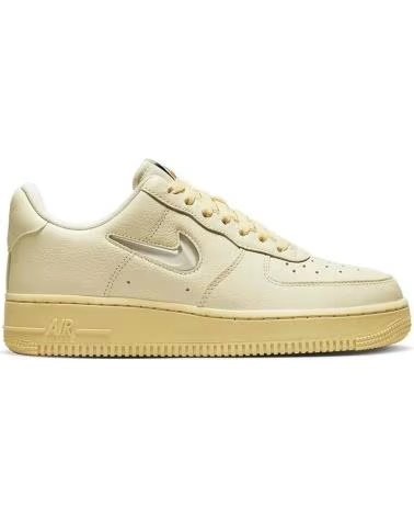 Woman and girl and boy Trainers NIKE ZAPATILLAS SNEAKERS AIR FORCE 1 07 LX PARA MUJER EN COLOR AM AMARILLO