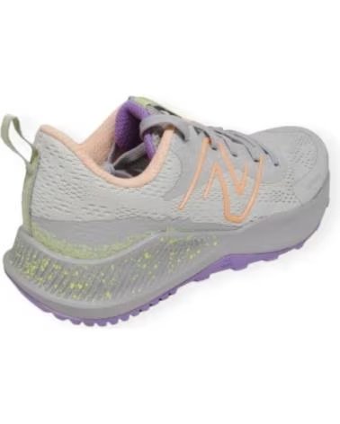 Deportivas de Mujer NEW BALANCE DYNASOFT NITREL V5 GRIS-SALMON 5 - 36 LC
