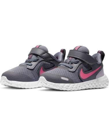Sneaker-De-Niña-NIKE-REVOLUTION-5-TDV-GRIS-ROSA-015---22-VARIOS-COLORES