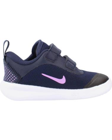 Sneaker für Junge NIKE ZAPATILLAS NINO MODELO OMNI MULTI-COURT COLOR AZUL 401