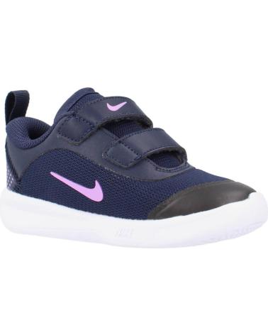 Sneaker für Junge NIKE ZAPATILLAS NINO MODELO OMNI MULTI-COURT COLOR AZUL 401
