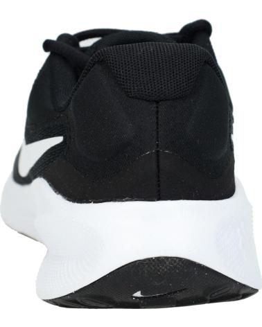 ZAPATILLA NIKE REVOLUTION 7 NEGRA FB2208-003 NEGRO