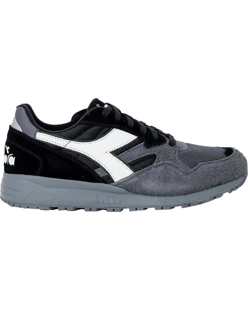 Deportivas de Hombre DIADORA ZAPATILLAS N902 HAIRE SUEDE BLACK-BLACK