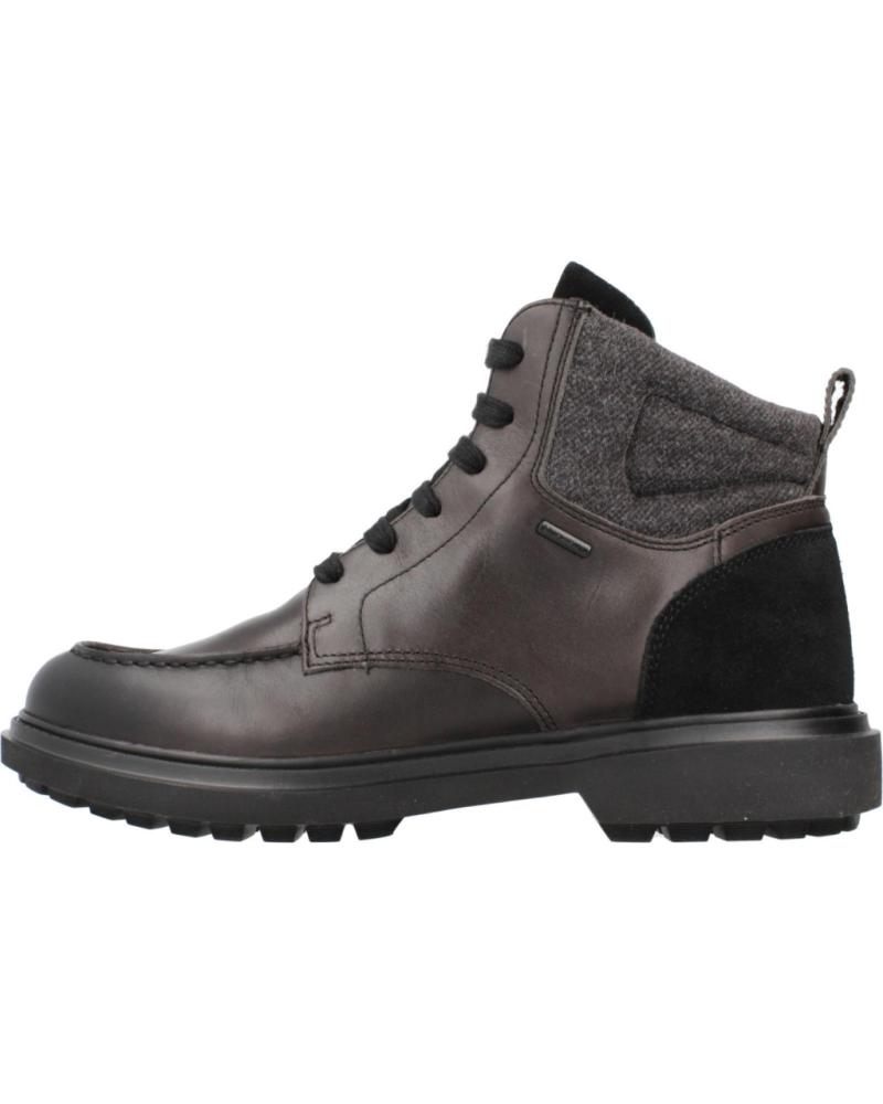 Botines de Hombre GEOX ZAPATILLAS HOMBRE MODELO U FALORIA COLOR NEGRO C9999