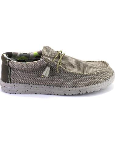 Chaussures pour Homme HEY DUDE WALLY TRIPLE LONAS DE HOMBRE MUY LIGEROS CAMEL