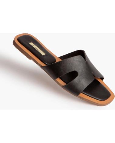 Sandales-De-Mujer-CORINA-SANDALIA-PLANA-PARA-MUJER-M4465-COLOR-NEGRO