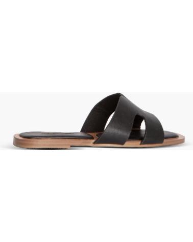 Sandales-De-Mujer-CORINA-SANDALIA-PLANA-PARA-MUJER-M4465-COLOR-NEGRO