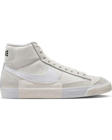 Sportivo per Uomo NIKE ZAPATILLAS SNEAKERS BLAZER MID PARA HOMBRE EN COLOR BLANCO