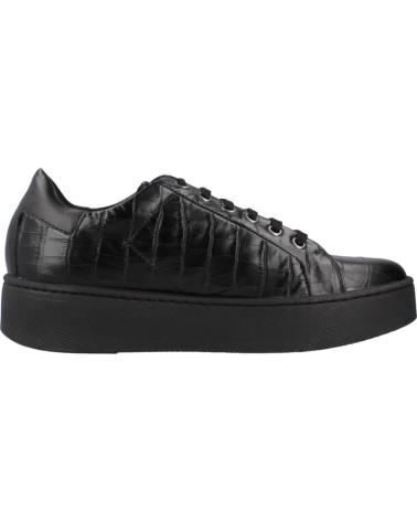 Esportes  de Mulher GEOX ZAPATILLAS MUJER MODELO D SKYELY COLOR NEGRO C9999