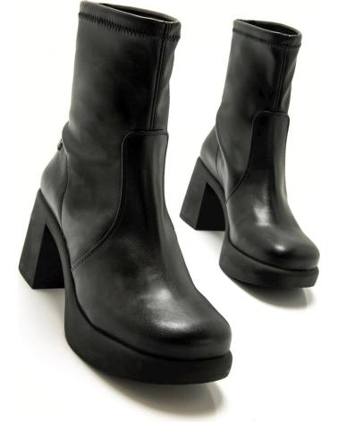 Botines-De-Mujer-MTNG-BOTINES-DE-TACON-MUSTANG-59557-MUJER-NEGRO