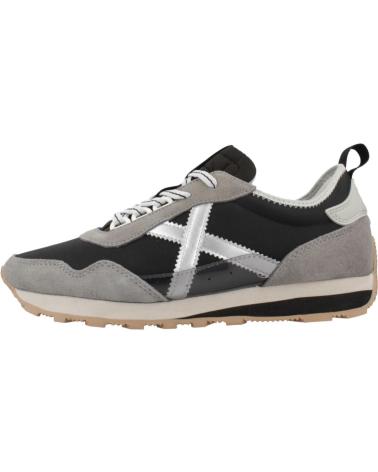 Woman Trainers MUNICH ZAPATILLAS MUJER MODELO 8909M COLOR NEGRO 025