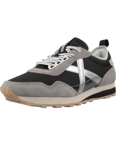 Woman Trainers MUNICH ZAPATILLAS MUJER MODELO 8909M COLOR NEGRO 025