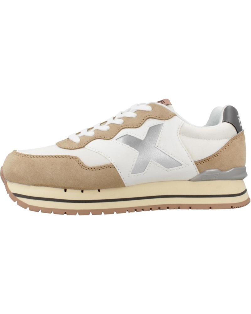 Sportschuhe für Damen MUNICH ZAPATILLAS DASH SKY PARA MUJER EN COLOR BEIGE BEIGE