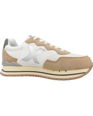 Sportschuhe für Damen MUNICH ZAPATILLAS DASH SKY PARA MUJER EN COLOR BEIGE BEIGE