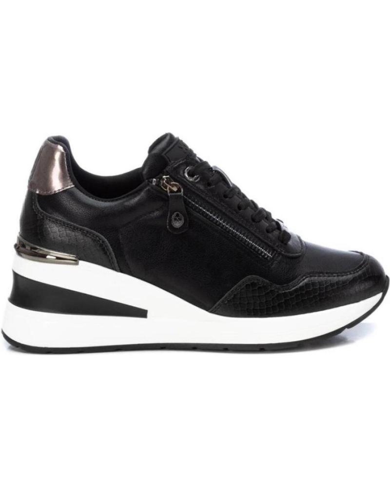 Scarpe sport per Donna XTI 143074 NEGRO