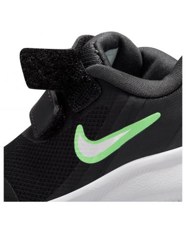 Esportes  de Menina e Menino NIKE ZAPATILLAS RUNNING NIO DA2778 VERDE