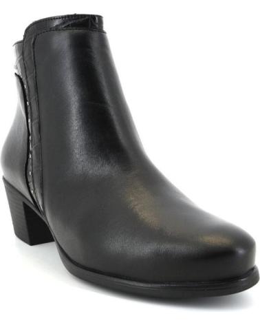 Botines de Mujer DESIREÉ DESIREE - BOTIN NEUS TACHUELAS Y COCO NEGRO