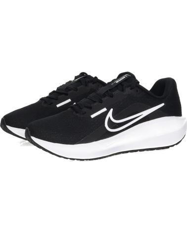 Sportivo-De-Mujer-NIKE-FD6476-001-NEGRO
