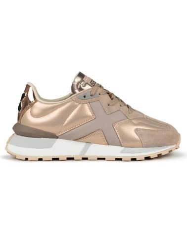 Esportes  de Mulher MUNICH ZAPATILLAS SOKU PLATINO