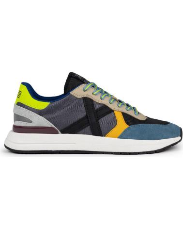 Sportivo per Uomo MUNICH MODELO SOON 8904063 GRIS