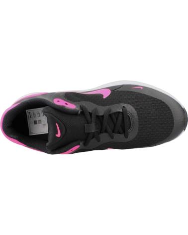 Sneaker-De-Niña-NIKE-ZAPATILLAS-NINO-MODELO-REVOLUTION-7-GS-COLOR-NEGRO-002