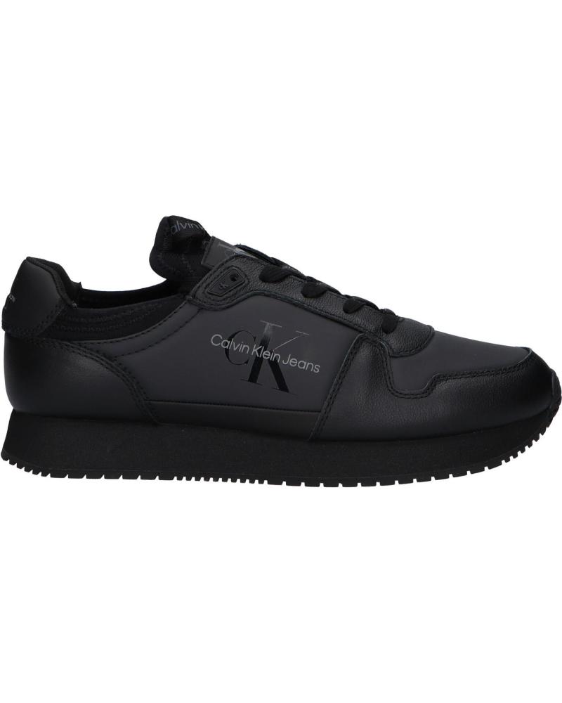 Esportes--De-Hombre-CALVIN-KLEIN-YM0YM01118-RETRO-RUNNER-SOCK-0GJ-TRIPLE-BLACK