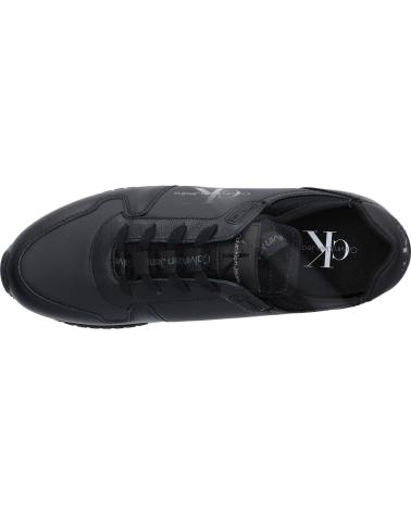 Esportes--De-Hombre-CALVIN-KLEIN-YM0YM01118-RETRO-RUNNER-SOCK-0GJ-TRIPLE-BLACK