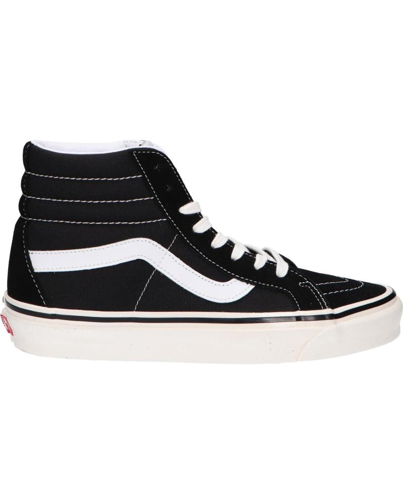 Woman Trainers VANS OFF THE WALL VN0A38GFPXC1 UA SK8-HI 38 DX BLACK-TRWT
