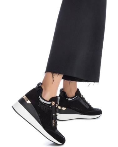 Esportes  de Mulher XTI 142957 NEGRO