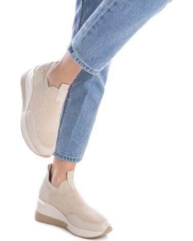 Sapatilhas de Mulher XTI 143084 BEIGE