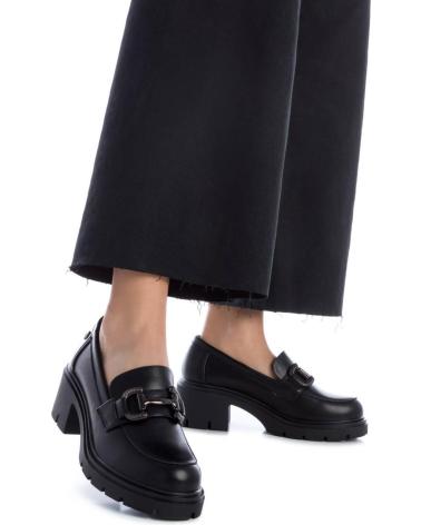 Halbschuhe für Damen XTI 143105 NEGRO