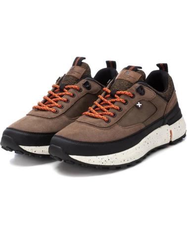 Sneaker für Herren XTI 143171 MARRON