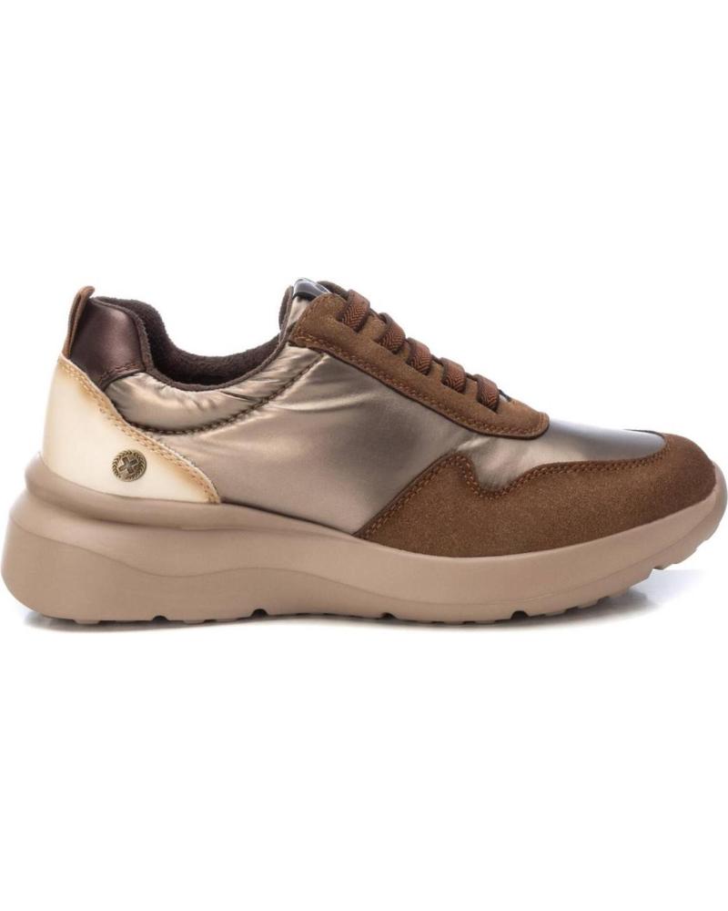 Sapatilhas de Mulher XTI 143359 TAUPE