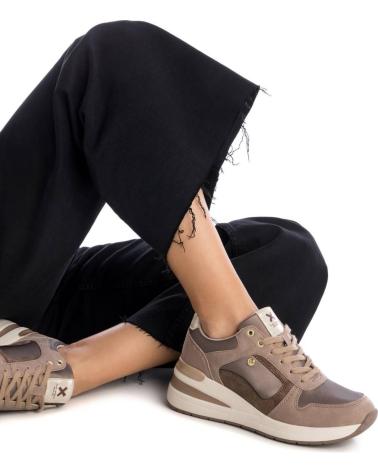 Sportif pour Femme XTI 143451 TAUPE