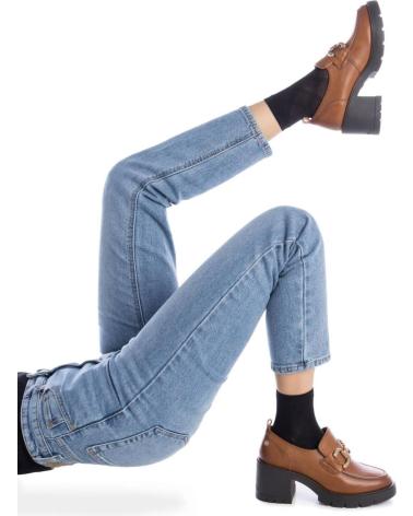 Mocassins de Mulher CARMELA 161899 CAMEL