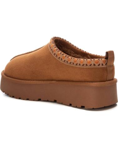 Zoccoli per Donna XTI 143237 CAMEL