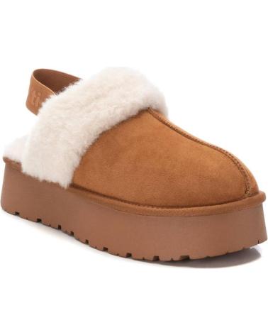 Sabots pour Femme XTI 143488 CAMEL