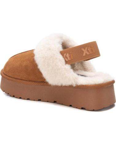 Sabots pour Femme XTI 143488 CAMEL