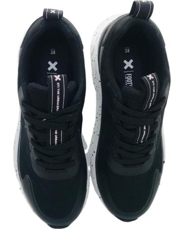 Sportivo per Donna XTI ZAPATILLA CASUAL MUJER 143177 NEGRO