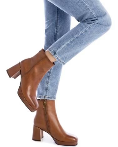 CARMELA 161846 LEATHER ANKLE BOOTS WITH WIDE HEEL AND PLATFORM CAMEL