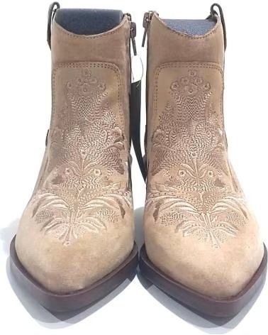 Botins de Mulher ALPE MUJER BOTINES CORDA 5252 11 22 ARENA MARRóN