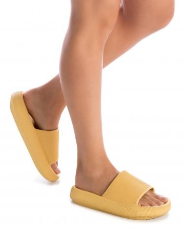 Sandali per Donna XTI CHANCLA YUN COLOR AMARILLO 12531 AMARILLO
