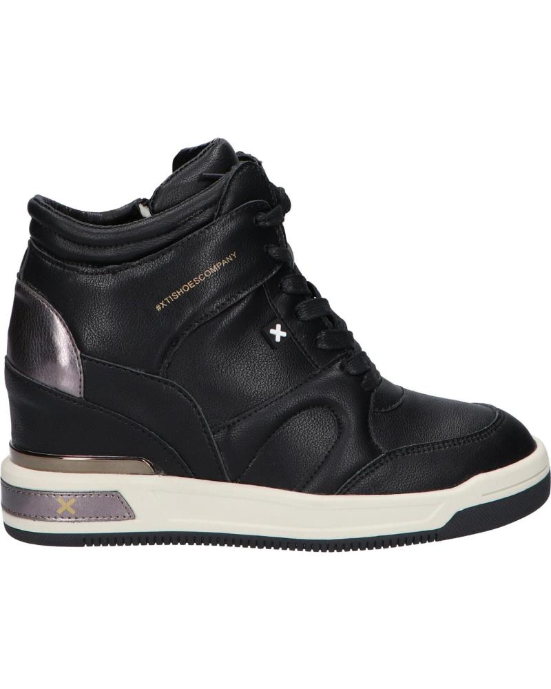 TÊNIS COM CUNHA XTI 142951 PRETO NEGRO