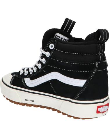 Deportivas-De-Hombre-VANS-OFF-THE-WALL-VN000CVT6BT1-SK8-HI-WATERPROOF-BLACK-TRUE-WHIT