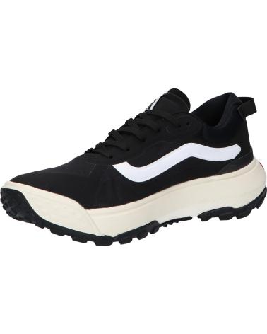 Deportivas-De-Hombre-VANS-OFF-THE-WALL-VN000CVUBA21-CROSSPATH-BLACK-WHITE