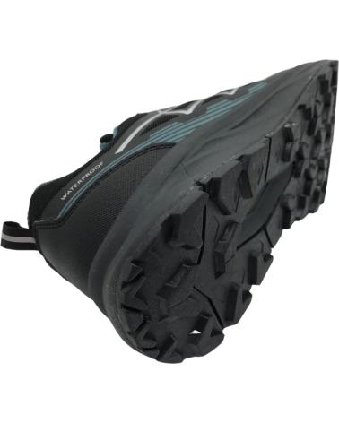 Woman Trainers NICOBOCO ZAPATILLA TREKKING MUJER SENDA NEGRO