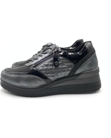 Sneaker für Damen MYSOFT ZAPATO CONFORT PARA MUJER 24M573 COLOR NEGRO