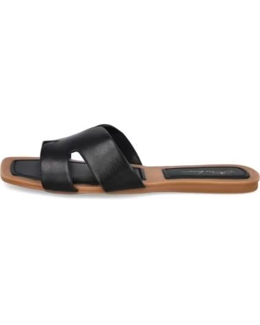 SANDALIAS PLANAS DE PALA BUBBLE BOBBLE M2437 10070-628292 NEGRO
