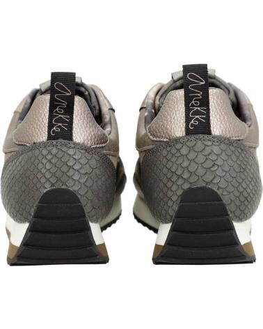 Esportes  de Mulher ANEKKE 39370-740 DEPORTIVOS GRIS TRAVEL TAUPE