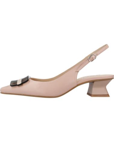 DIBIA ZAPATOS TIPO SALÓN DESTALONADOS CON TACÓN GEOMÉTRICO Y HEBILLA DECORATIVA SKIN
